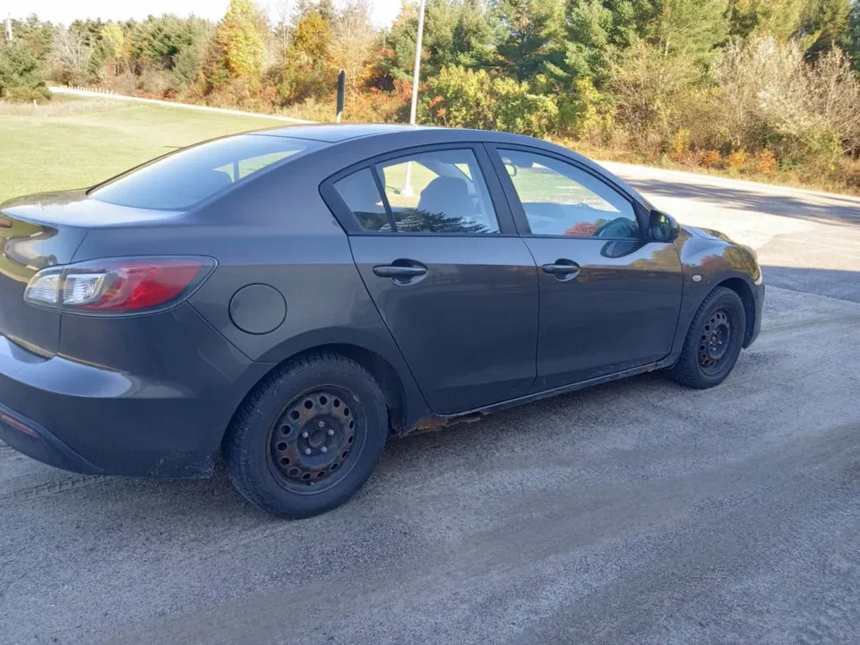 Mazda 3 2010 photo 4