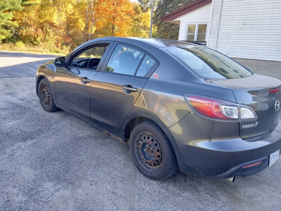 Mazda 3 2010 photo 5