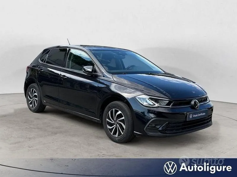 Volkswagen Polo 2023 photo 2