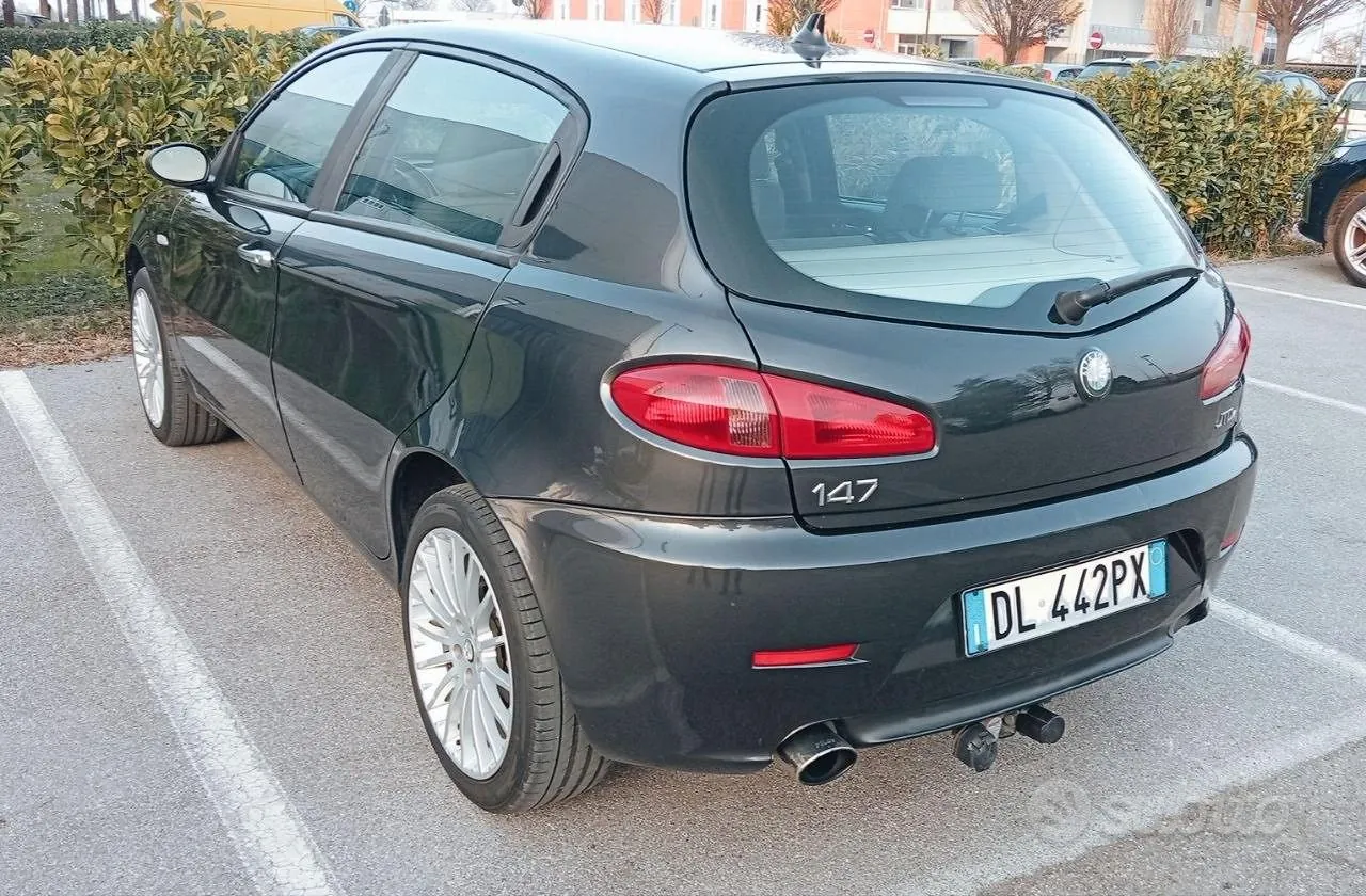 Alfa Romeo 147 2007 photo 3
