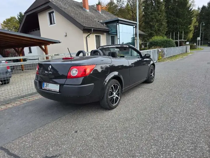 Renault Megane 2004 photo 2