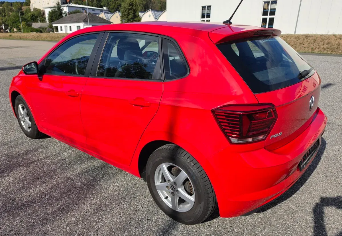 Volkswagen Polo 2018 photo 2