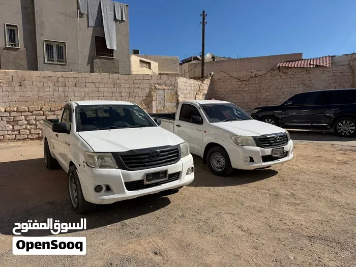 Toyota Hilux 2015 photo 2