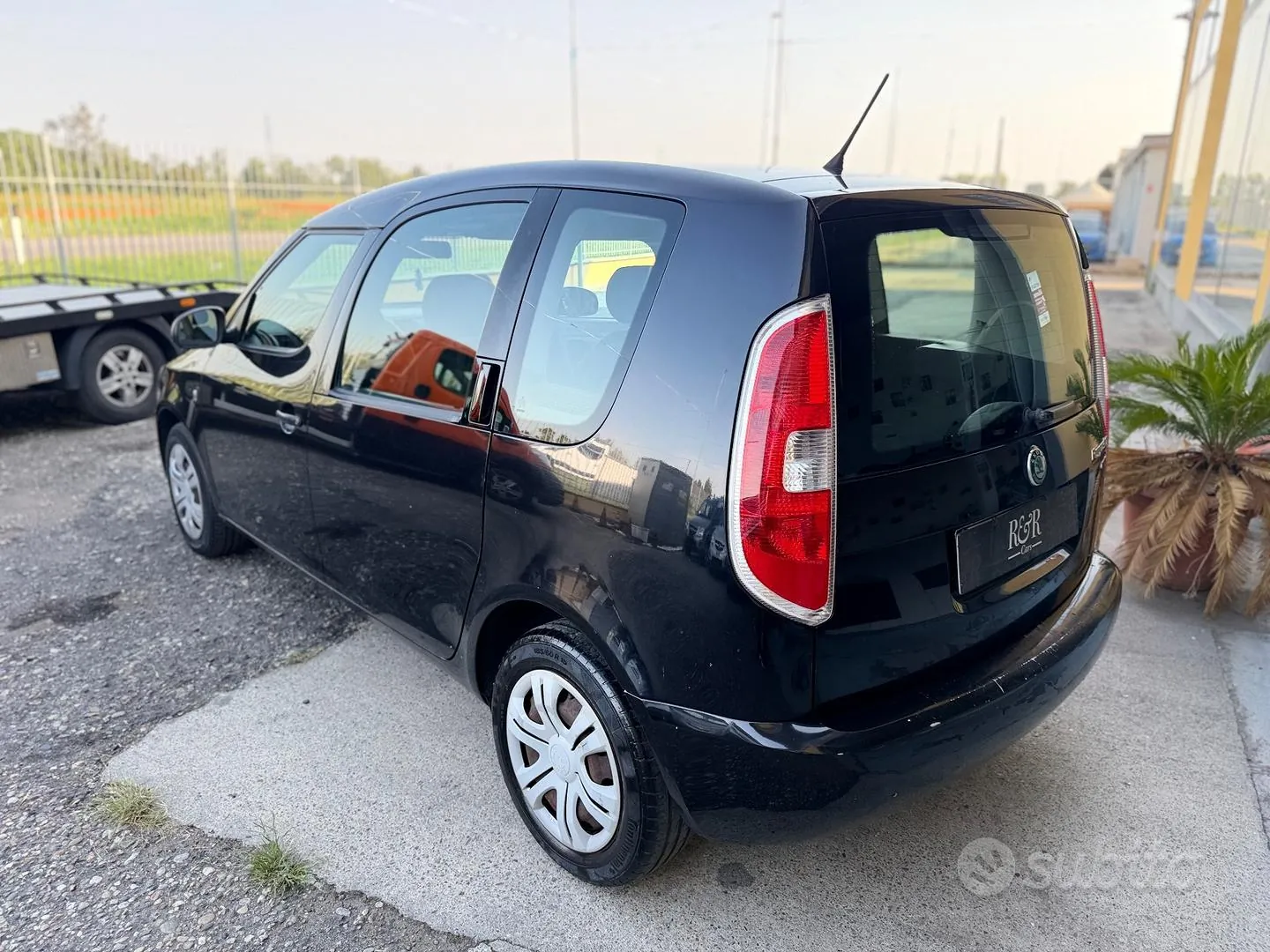 Skoda Roomster 2012 photo 3