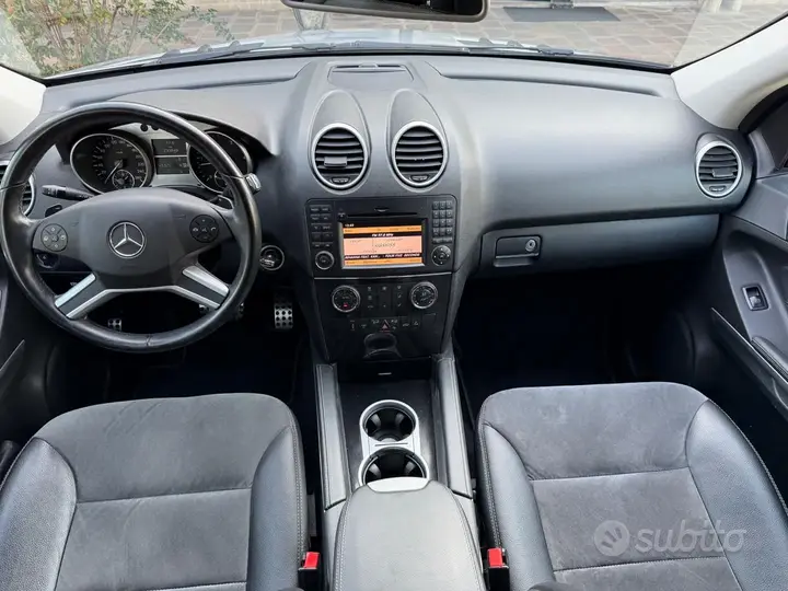 Mercedes-Benz Ml 350 Cdi 2011 photo 3
