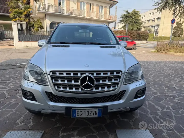Mercedes-Benz Ml 350 Cdi 2011 photo 4