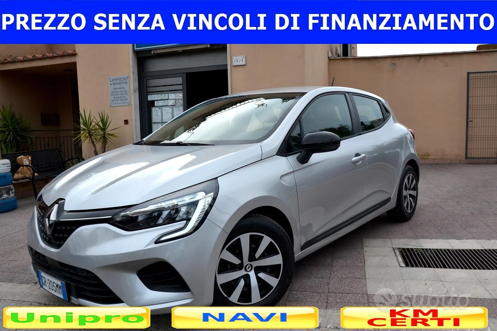 Renault Clio 2023 photo 2
