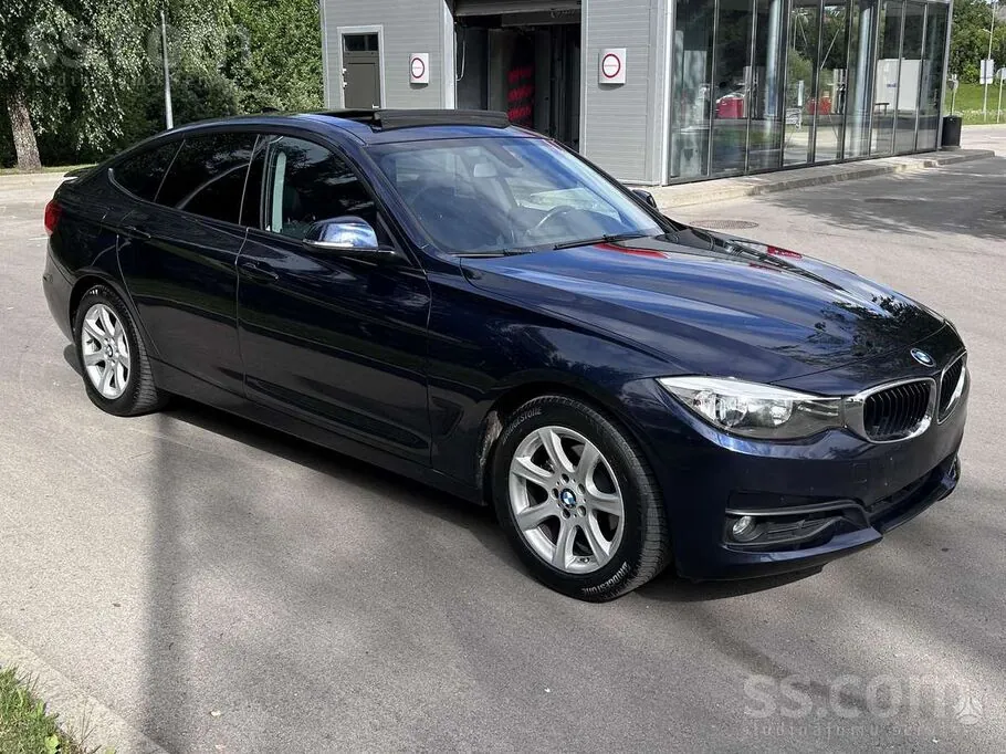 BMW 318 2015 photo 3