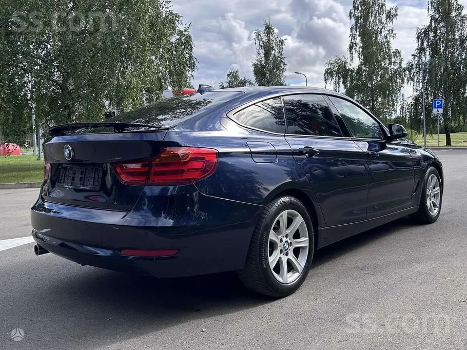 BMW 318 2015 photo 5