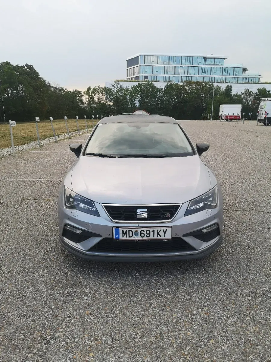 Seat Leon 2018 photo 2