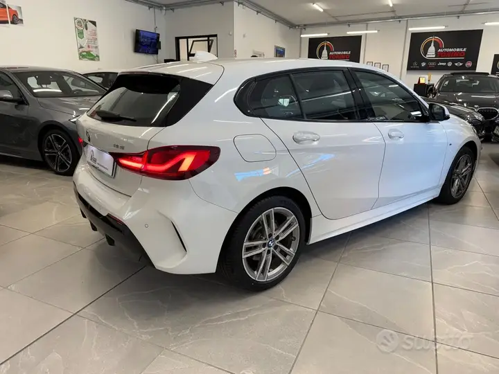BMW 118 2024 photo 4