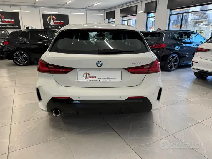 BMW 118 2024 photo 5
