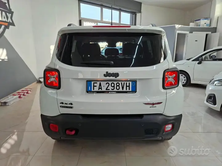 Jeep Renegade 2015 photo 5