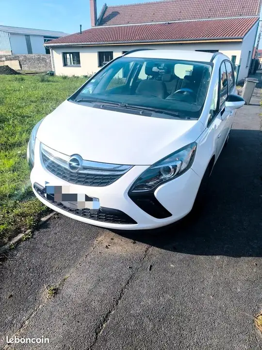 Opel Zafira Tourer