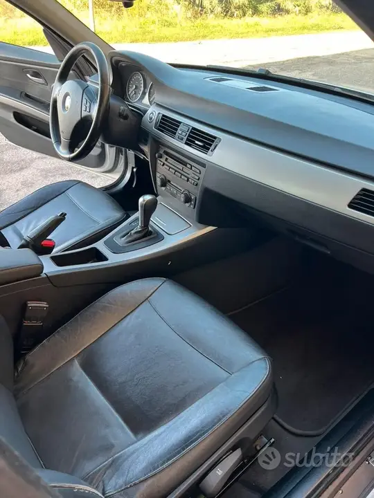 BMW 320D 2006 photo 4
