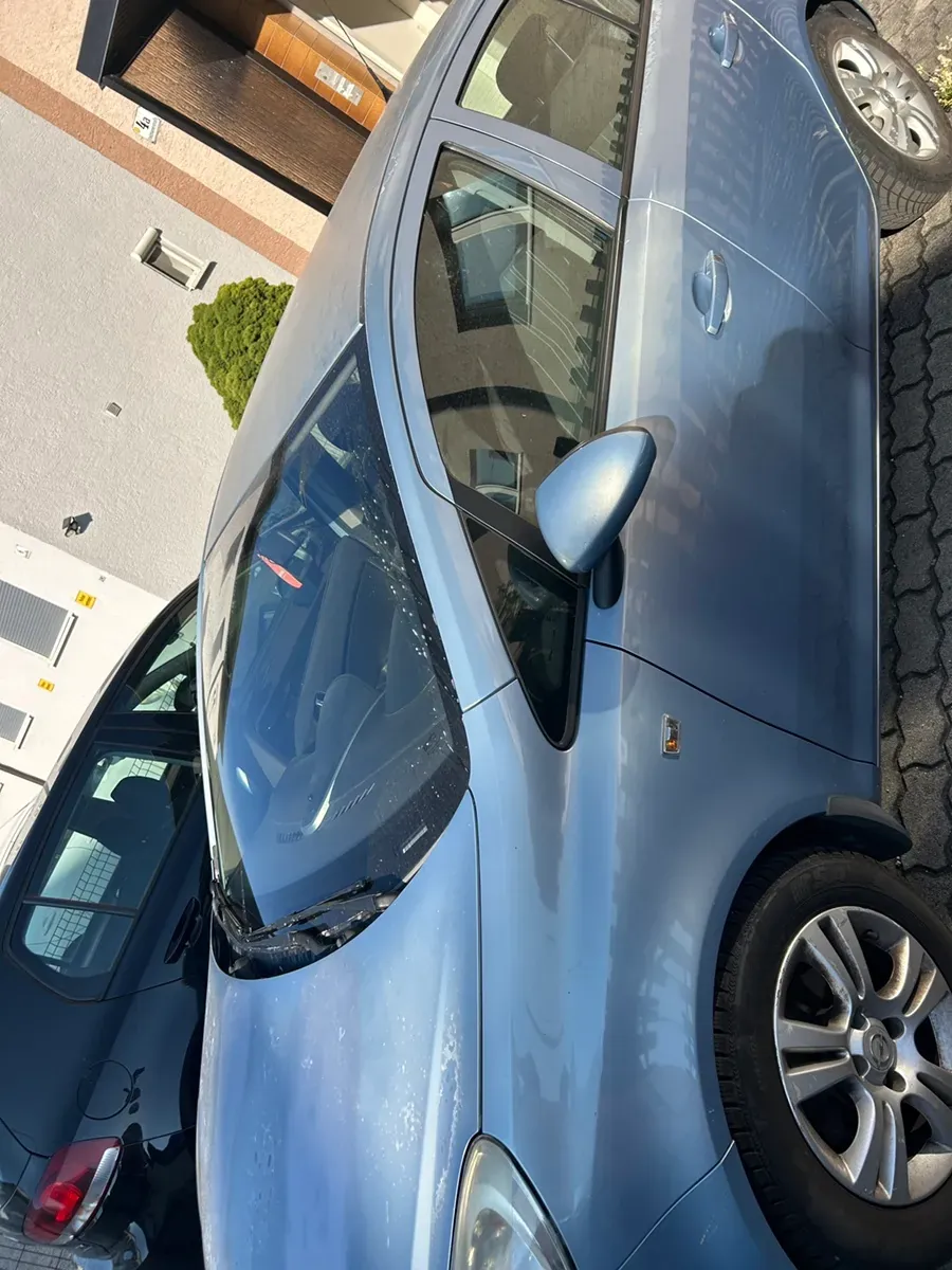Opel Corsa 2009 photo 3