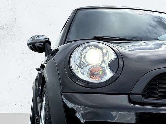 Mini One 2013 photo 4