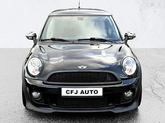 Mini One 2013 photo 3