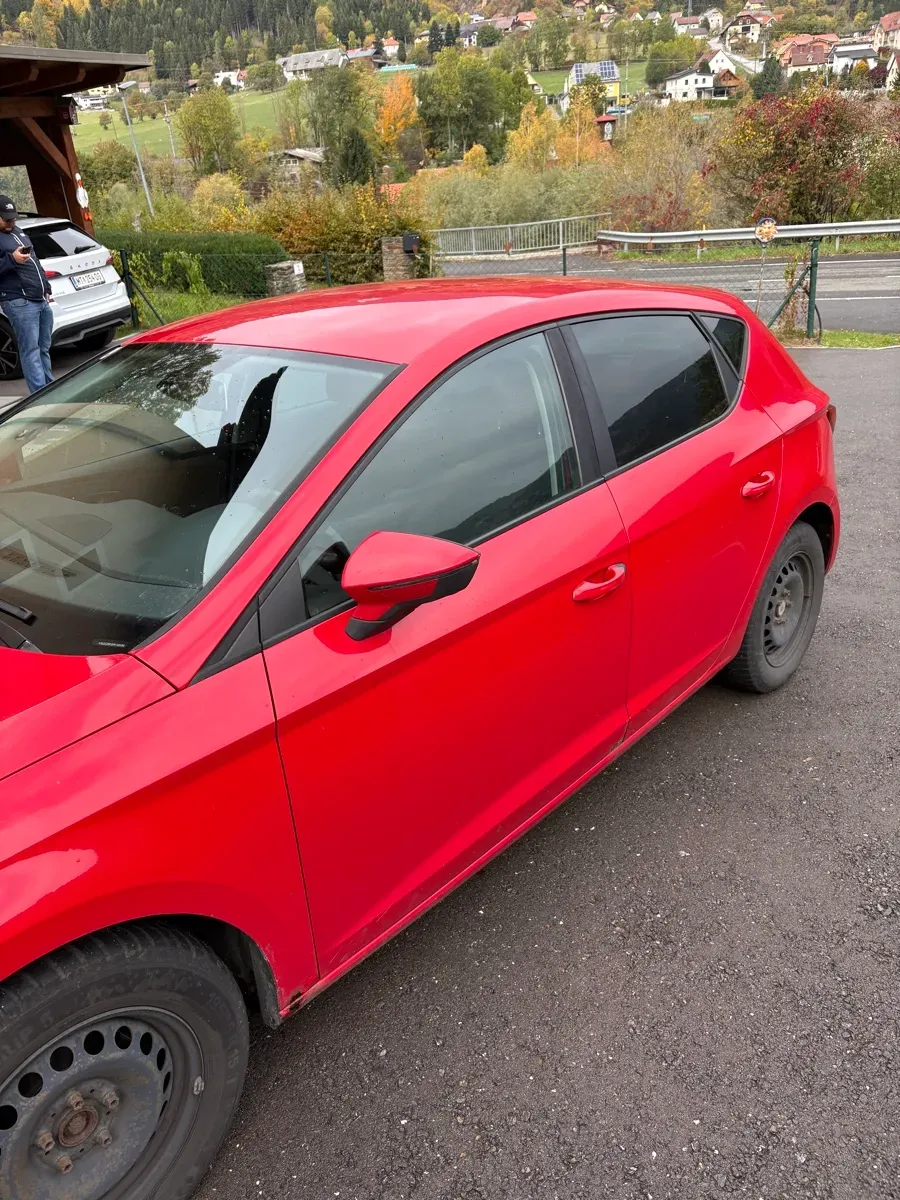 Seat Leon 2014 photo 3