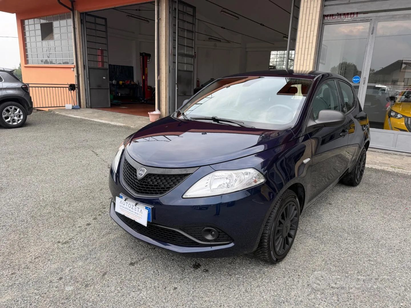 Lancia Ypsilon