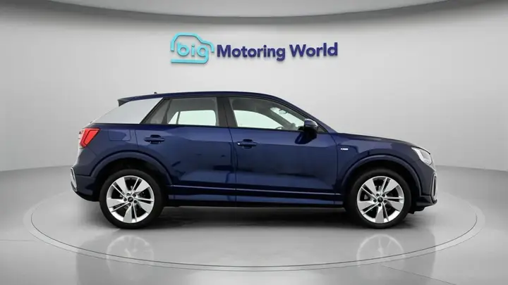 Audi Q2 2023 photo 5