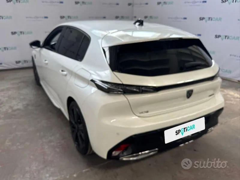 Peugeot 308 2022 photo 3