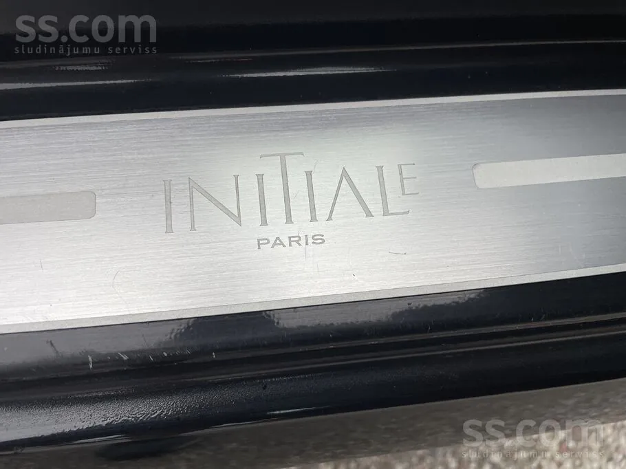 Renault Latitude 2011 photo 5