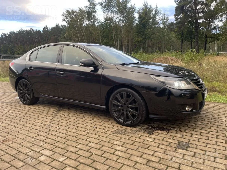 Renault Latitude