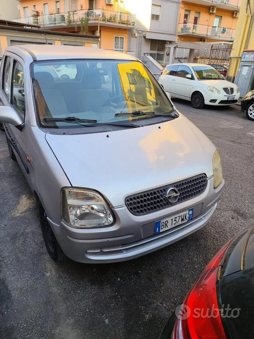 Opel Agila