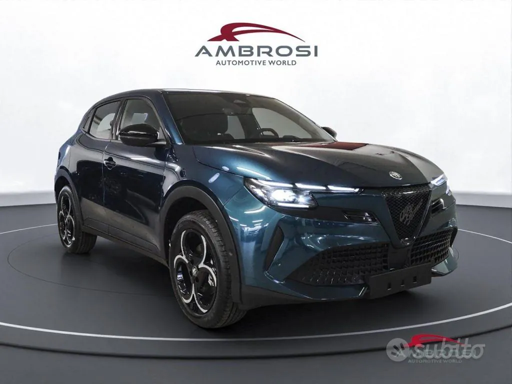 Alfa Romeo Junior 2026 photo 2