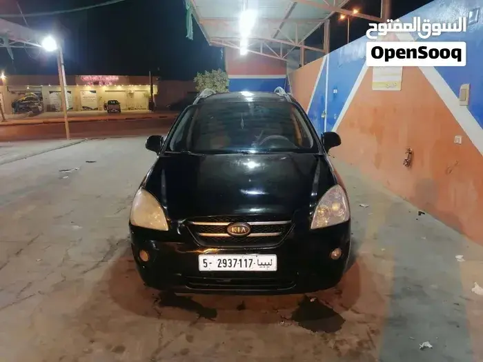Kia Carens 2009 photo 2