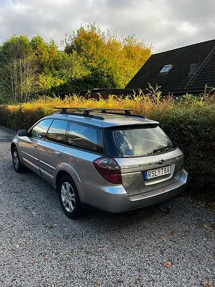 Subaru Outback 2009 photo 3