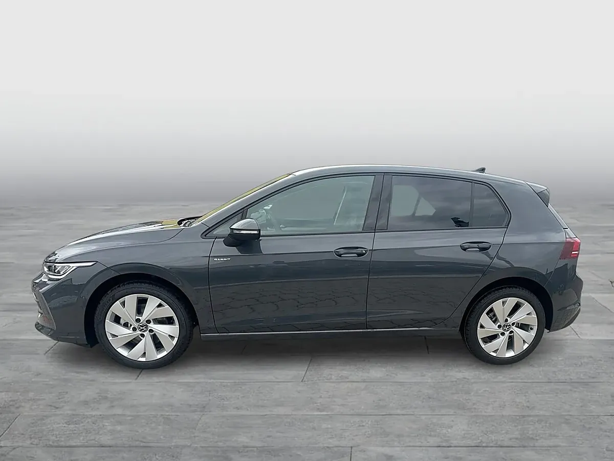 Volkswagen Golf 2026 photo 2