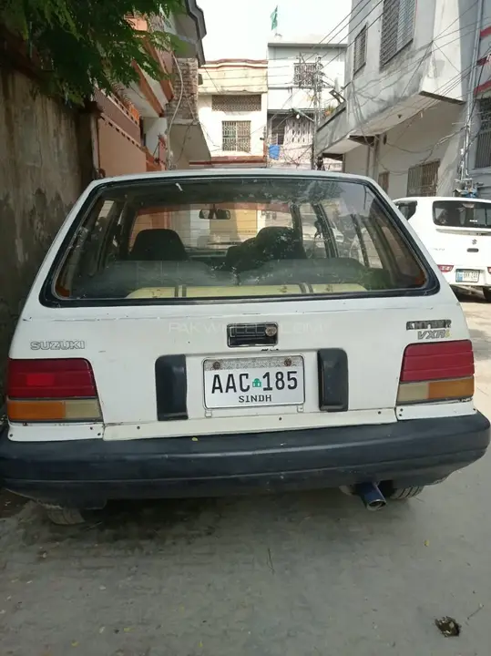 Suzuki Khyber