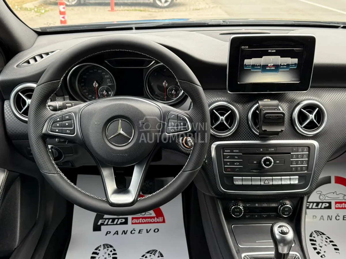 Mercedes-Benz A 180 2016 photo 3