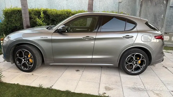 Alfa Romeo Stelvio 2021 photo 2