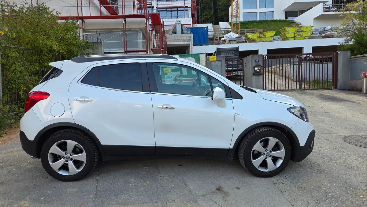 Opel Mokka 2013 photo 2