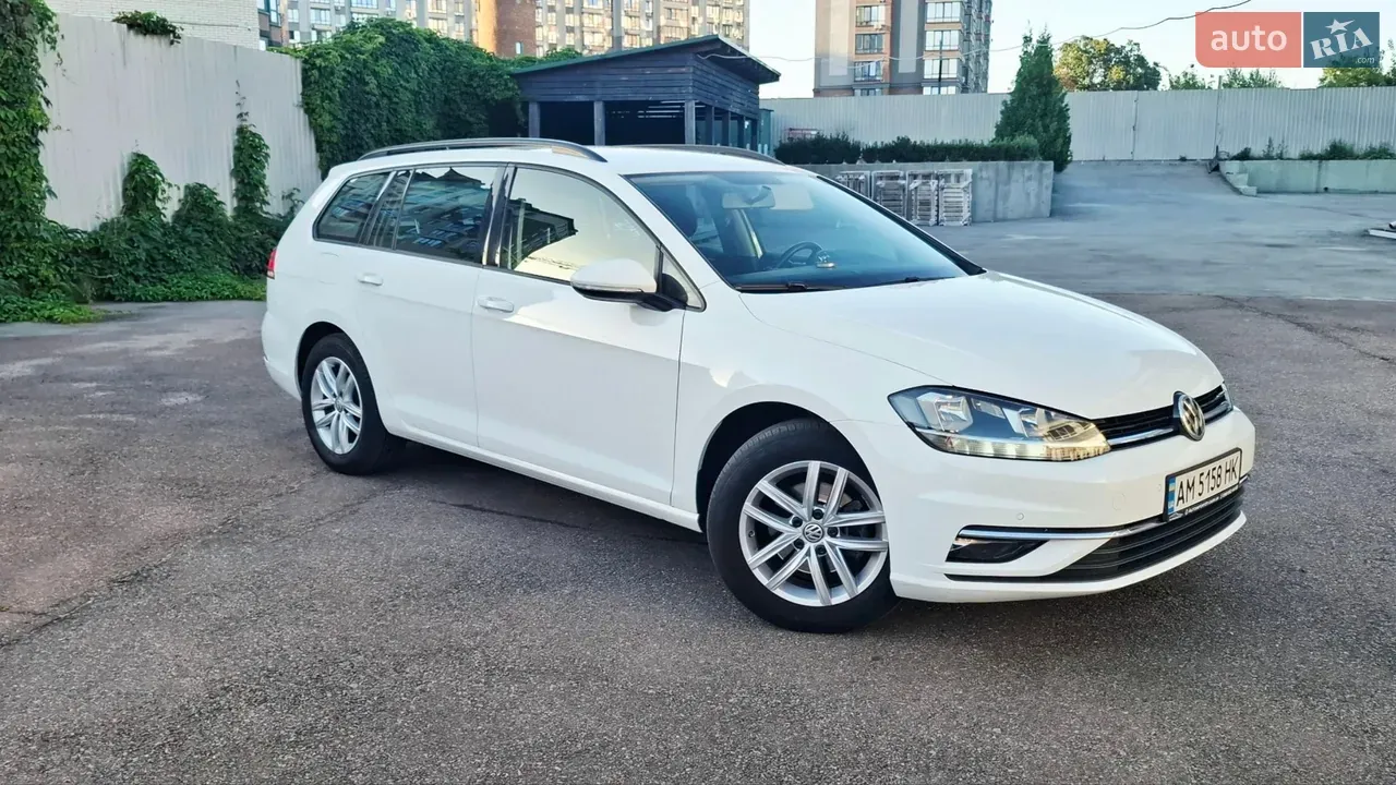 Volkswagen Golf 2018 photo 4