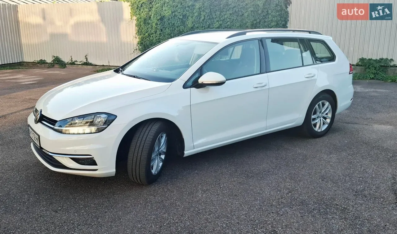 Volkswagen Golf 2018 photo 3