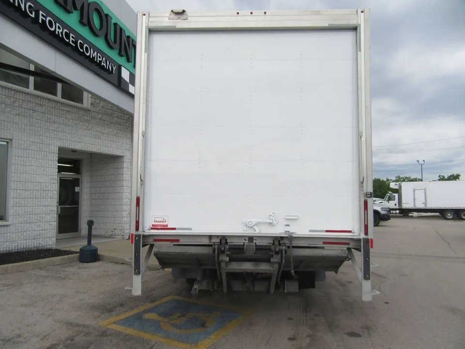 Isuzu Nrr 2023 photo 3