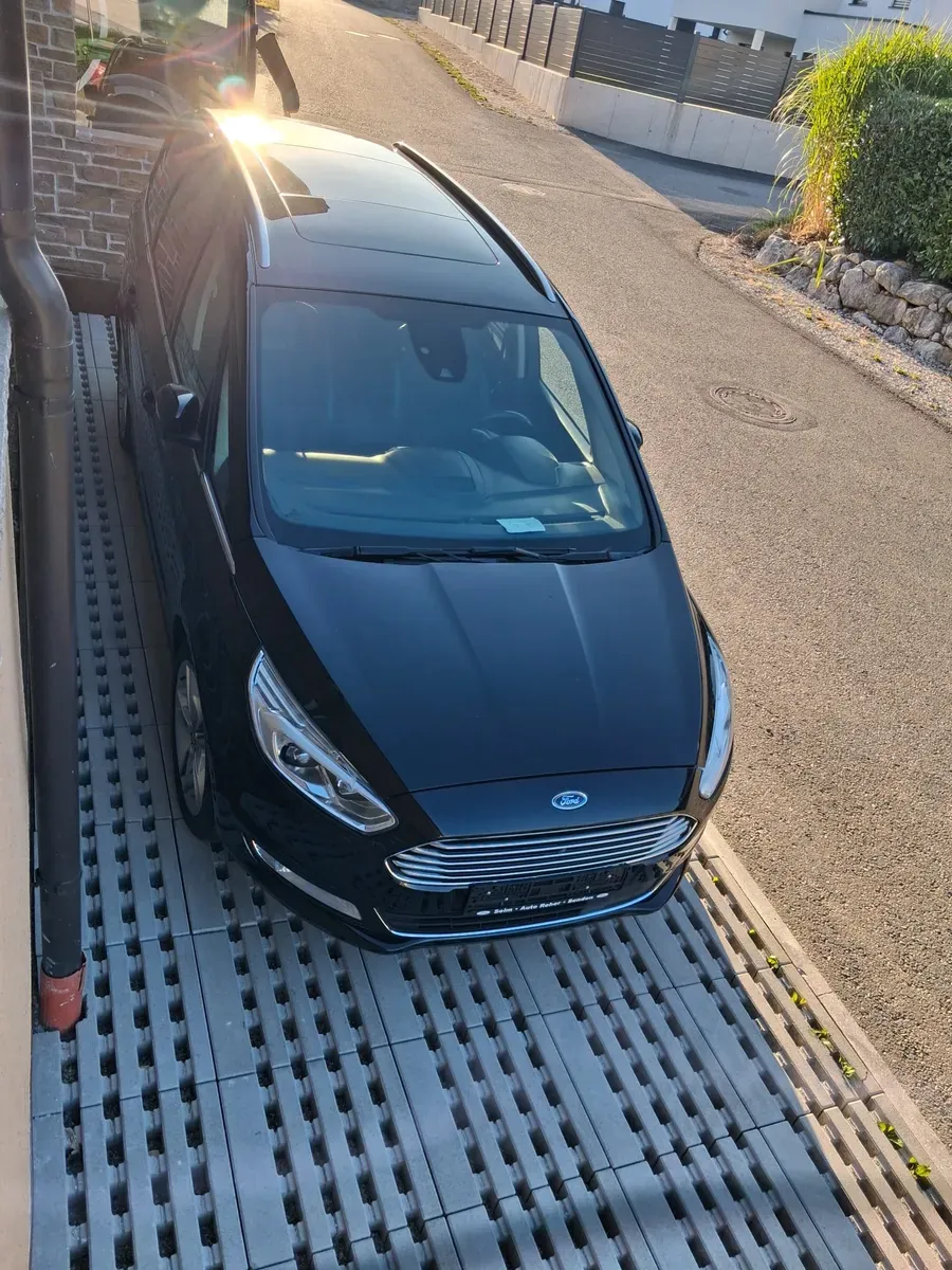 Ford Galaxy 2020 photo 2