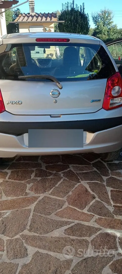 Nissan Pixo