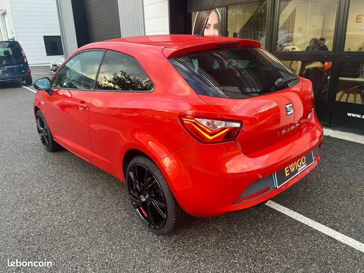 Seat Ibiza 2015 photo 5