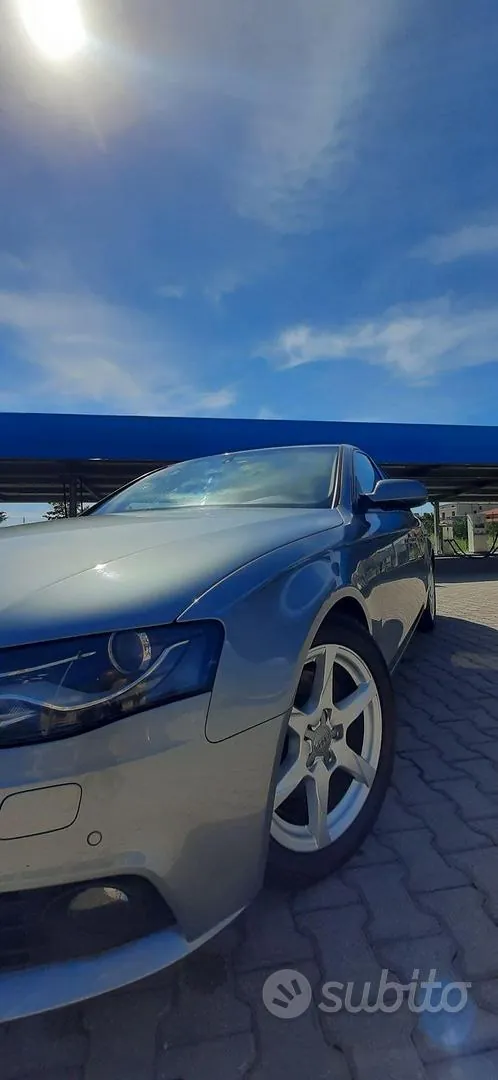 Audi A4 2012 photo 3