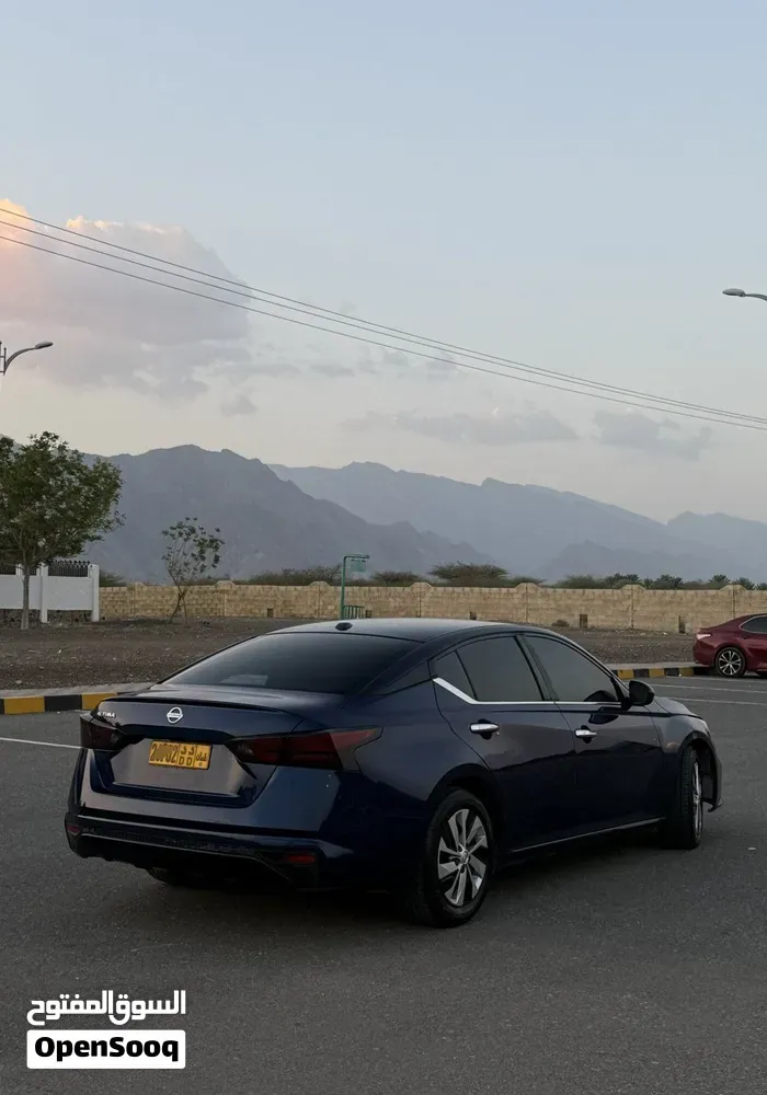 Nissan Altima 2019 photo 3