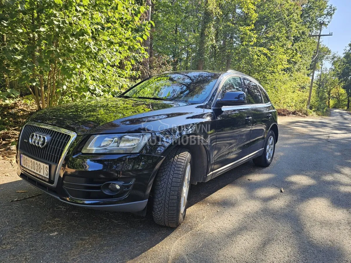 Audi Q5 2009 photo 2