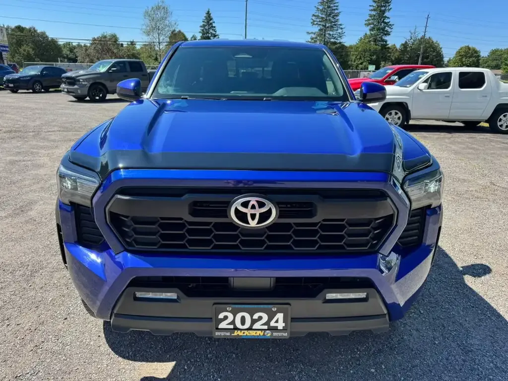 Toyota Tacoma 2024 photo 3