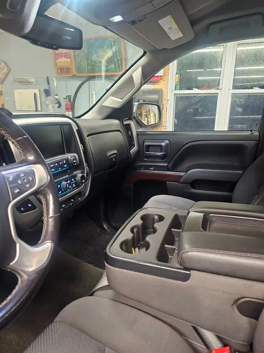 GMC Sierra 1500 2018 photo 2