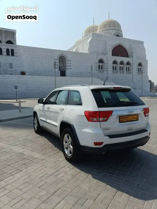 Jeep Grand Cherokee 2012 photo 3