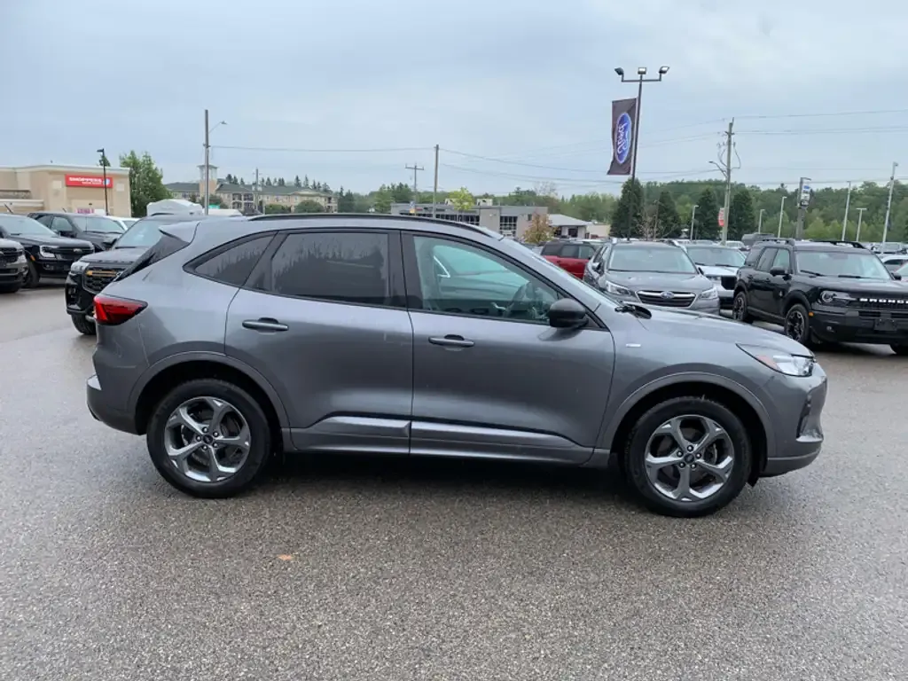 Ford Escape 2023 photo 4